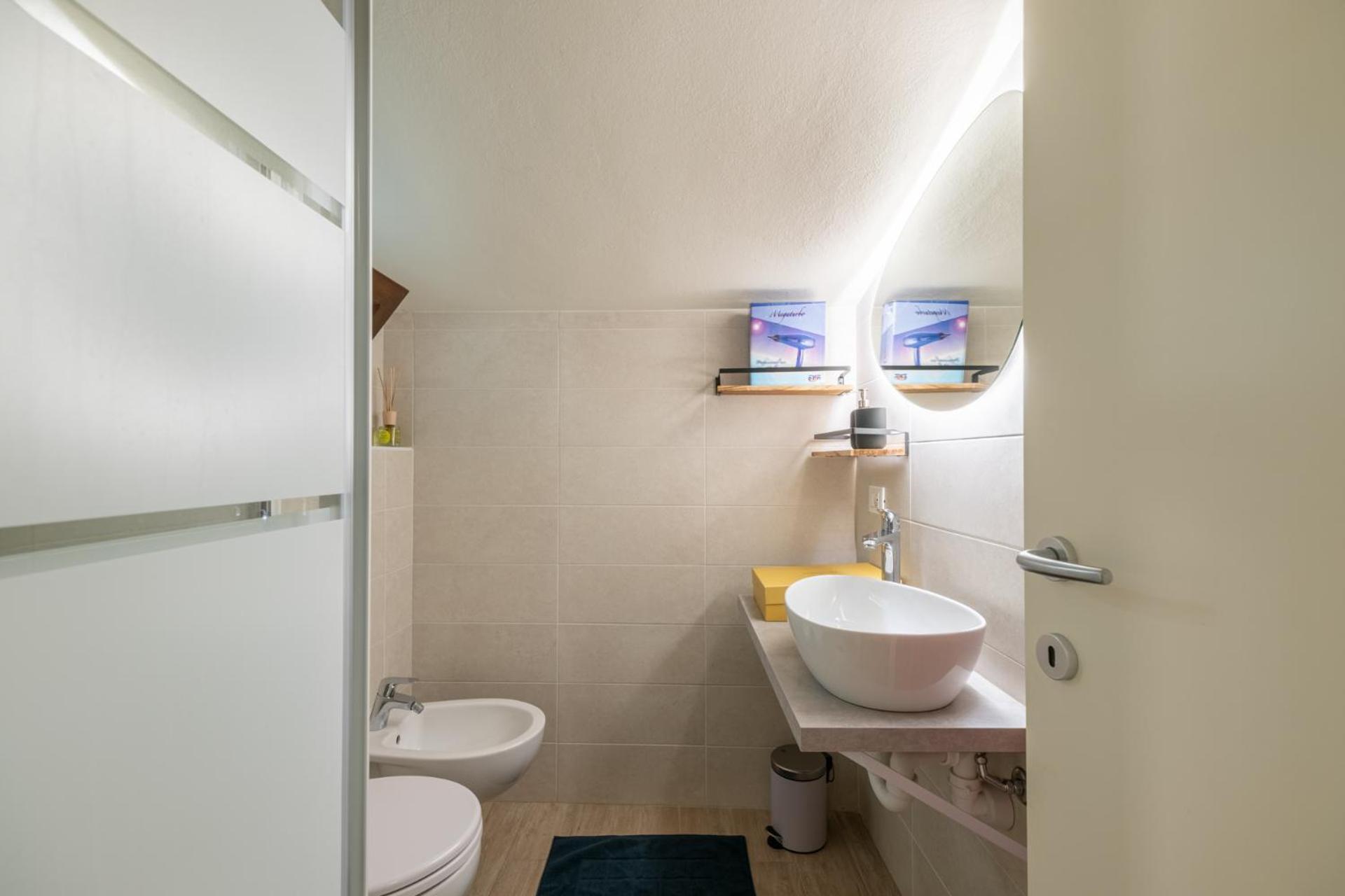 Angelina'S B House Apartment Iseo Exterior photo